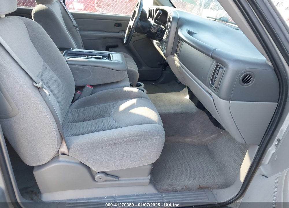 2006 CHEVROLET SUBURBAN 1500 LS VIN: 1GNEC16Z16J177613