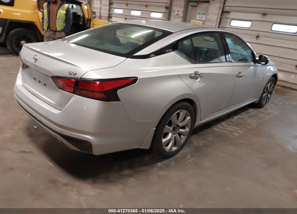 2020 NISSAN ALTIMA VIN: 1N4BL4DV9LC135886
