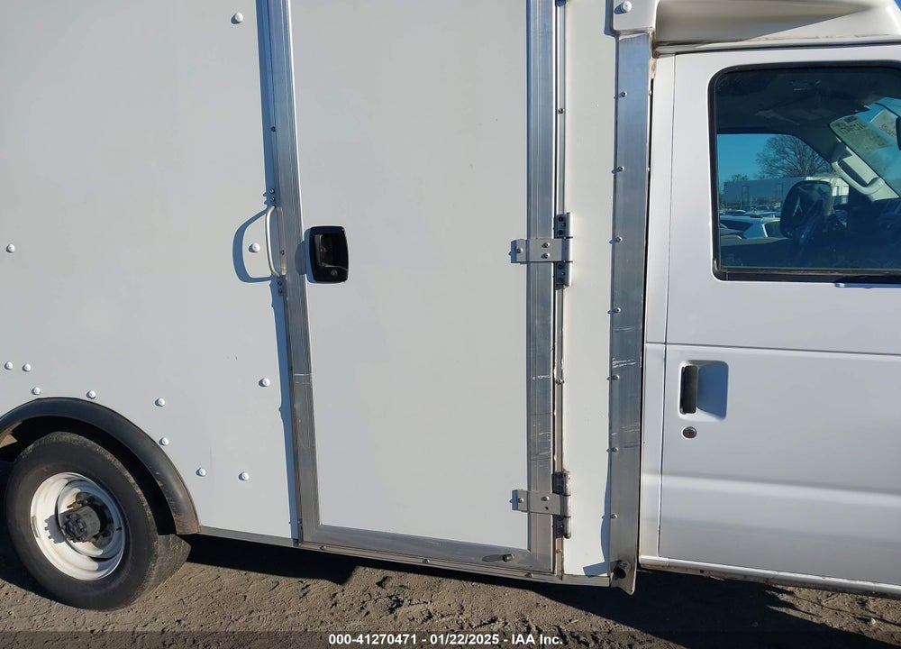 2021 FORD E-350 CUTAWAY VIN: 1FDWE3FKXMDC29818
