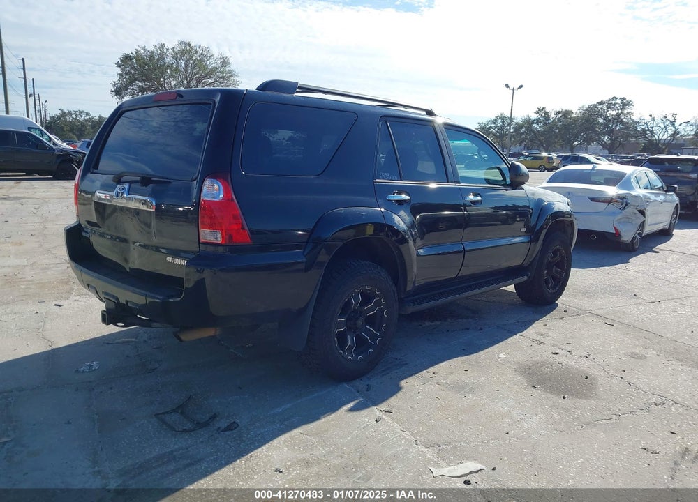 2007 TOYOTA 4RUNNER SR5 V8 VIN: JTEZT14R670028386