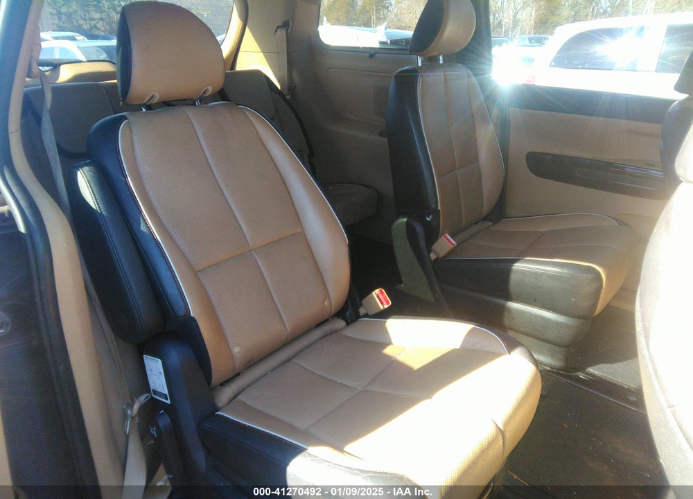 2021 KIA SEDONA EX VIN: KNDMC5C15M6661424