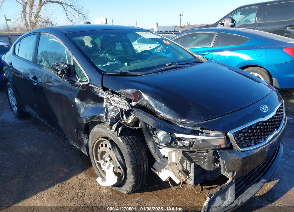 2018 KIA FORTE VIN: 3KPFL4A76JE199732