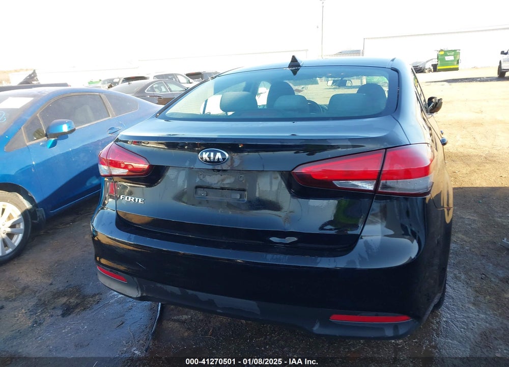2018 KIA FORTE VIN: 3KPFL4A76JE199732
