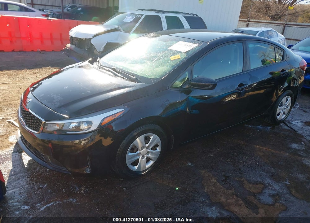 2018 KIA FORTE VIN: 3KPFL4A76JE199732