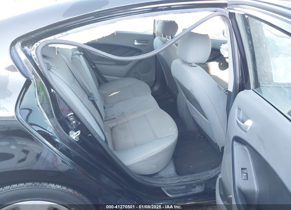 2018 KIA FORTE VIN: 3KPFL4A76JE199732