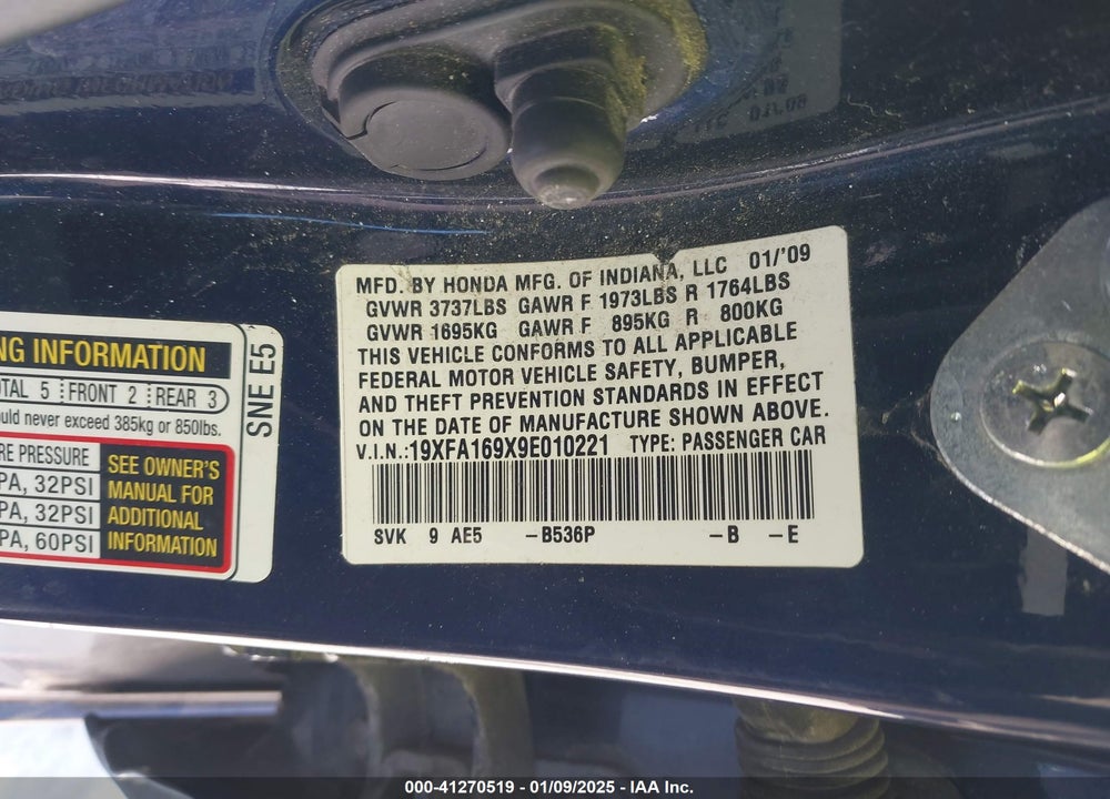 2009 HONDA CIVIC VIN: 19XFA169X9E010221