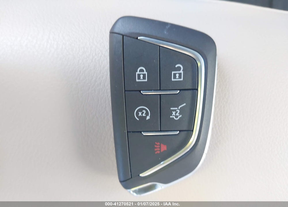 2024 CADILLAC XT4 FWD LUXURY VIN: 1GYAZAR42RF102281