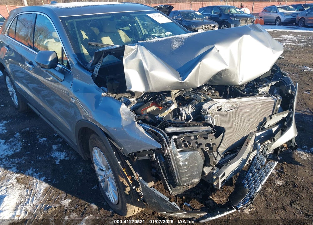 2024 CADILLAC XT4 FWD LUXURY VIN: 1GYAZAR42RF102281