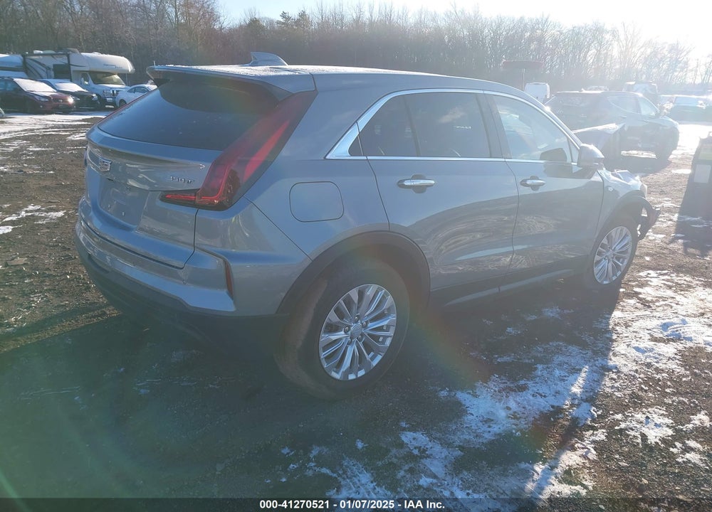 2024 CADILLAC XT4 FWD LUXURY VIN: 1GYAZAR42RF102281
