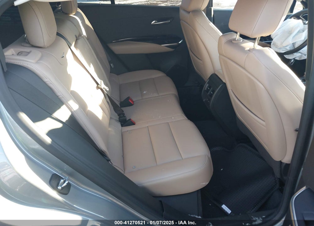 2024 CADILLAC XT4 FWD LUXURY VIN: 1GYAZAR42RF102281