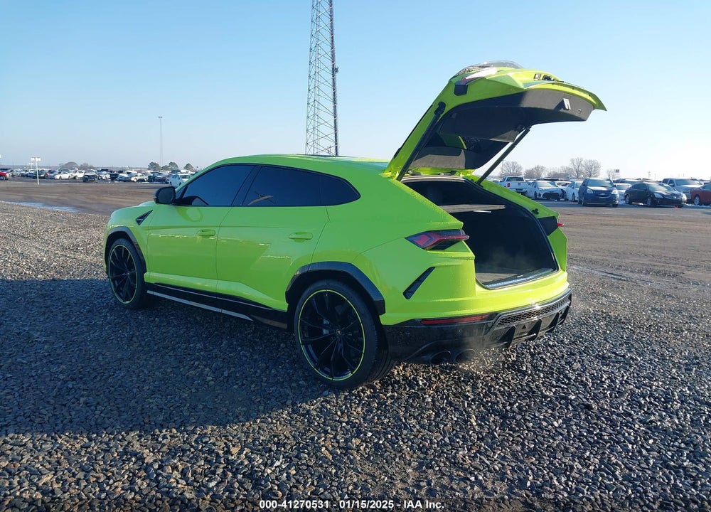 2022 LAMBORGHINI URUS GRAPHITE CAPSULE/PEARL CAPSULE VIN: ZPBUA1ZLXNLA21017