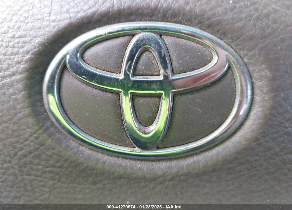 2003 TOYOTA SEQUOIA LIMITED V8 VIN: 5TDZT38AX3S186595