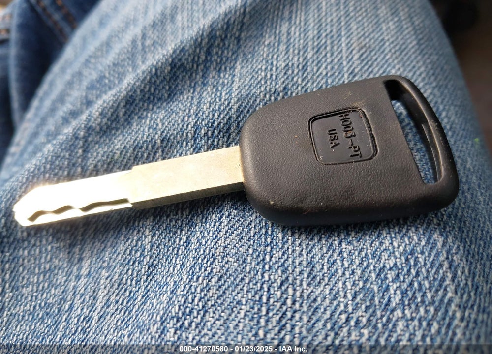 2008 HONDA CIVIC VIN: 1HGFA16578L002744