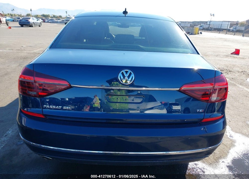 2018 VOLKSWAGEN PASSAT 2.0T SEL PREMIUM VIN: 1VWCA7A30JC012786