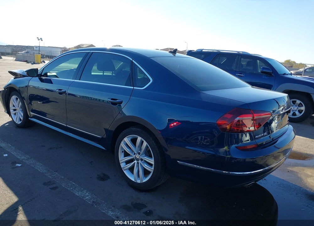 2018 VOLKSWAGEN PASSAT 2.0T SEL PREMIUM VIN: 1VWCA7A30JC012786