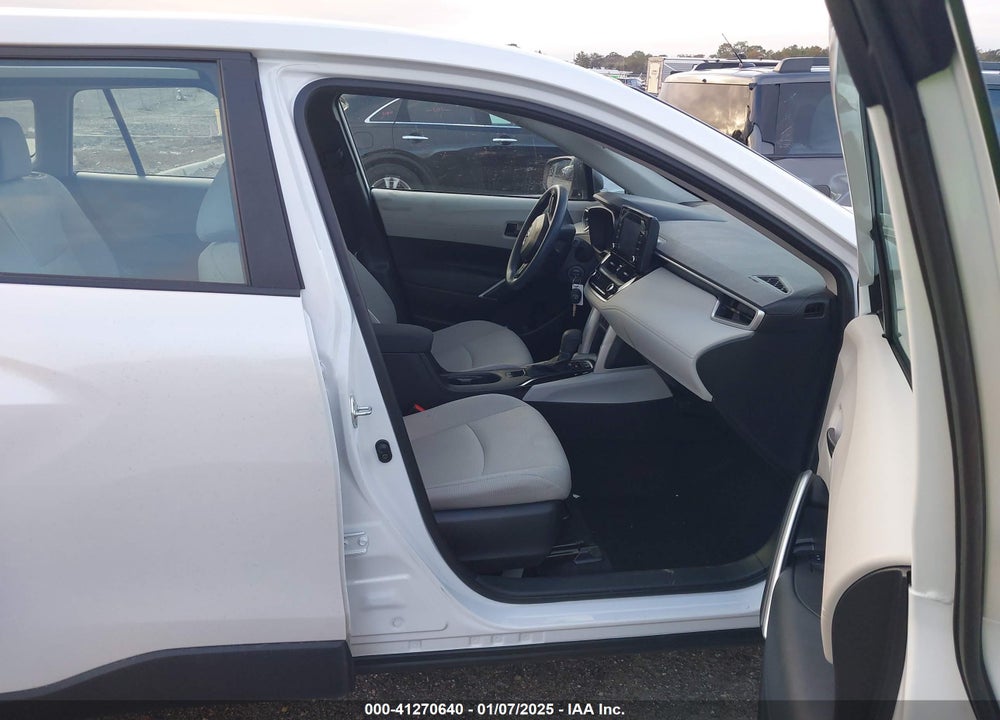 2022 TOYOTA COROLLA CROSS L VIN: 7MUAAAAG6NV031525