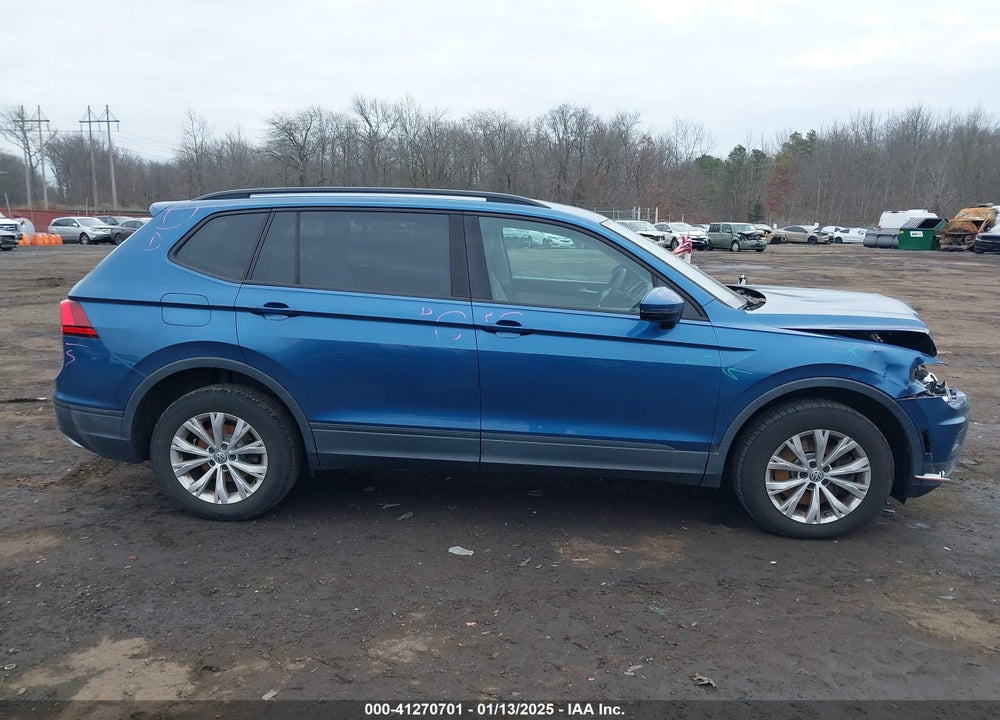 2018 VOLKSWAGEN TIGUAN 2.0T S VIN: 3VV0B7AX1JM067415