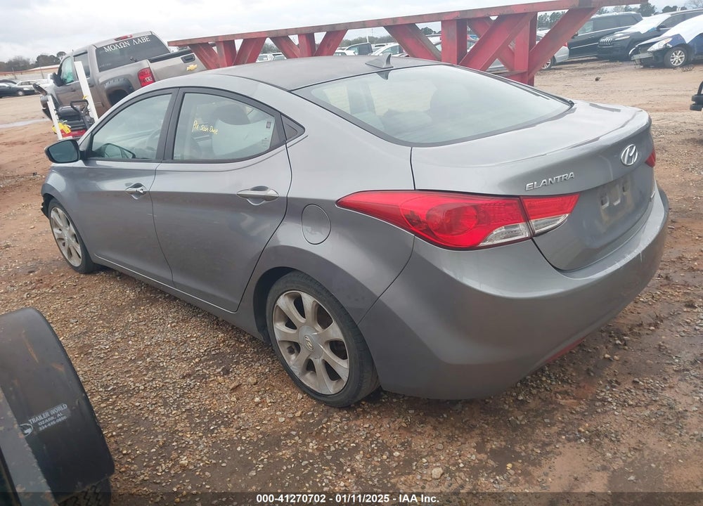 2013 HYUNDAI ELANTRA VIN: KMHDH4AE9DU632923