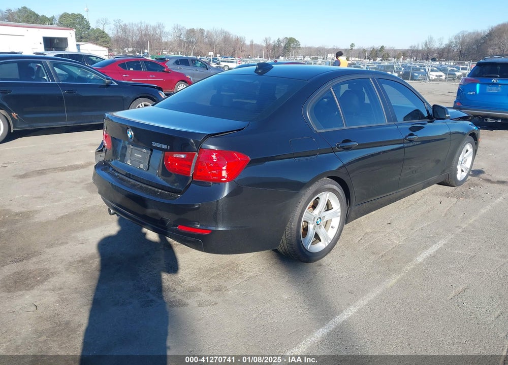 2013 BMW 328I VIN: WBA3A5G57DNP22919