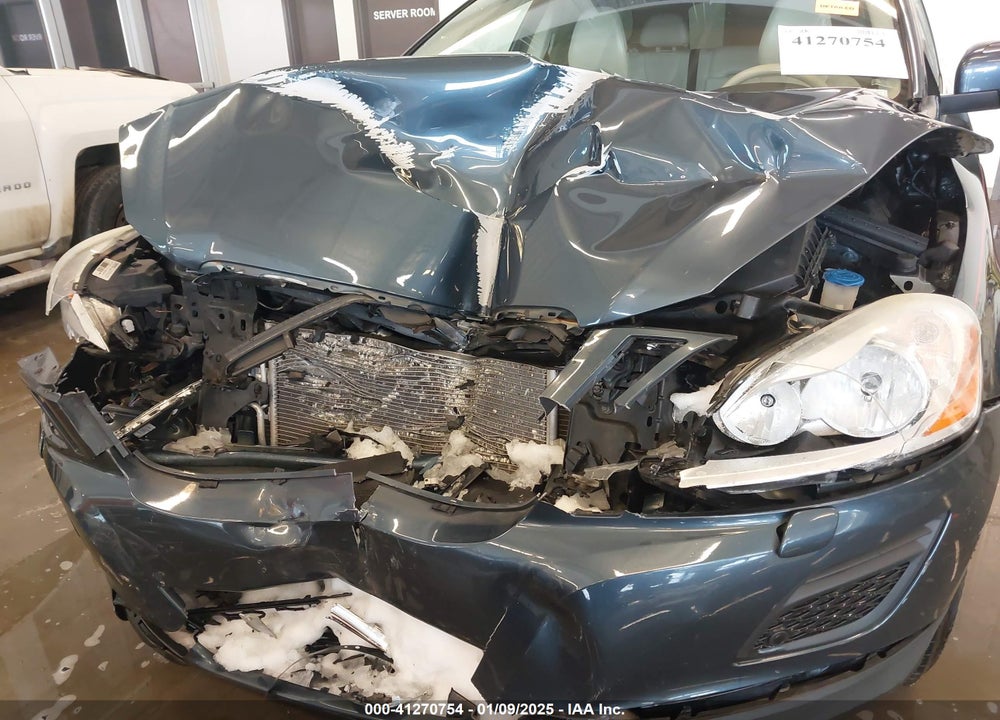 2011 VOLVO XC60 3.2 VIN: YV4952DZXB2150425
