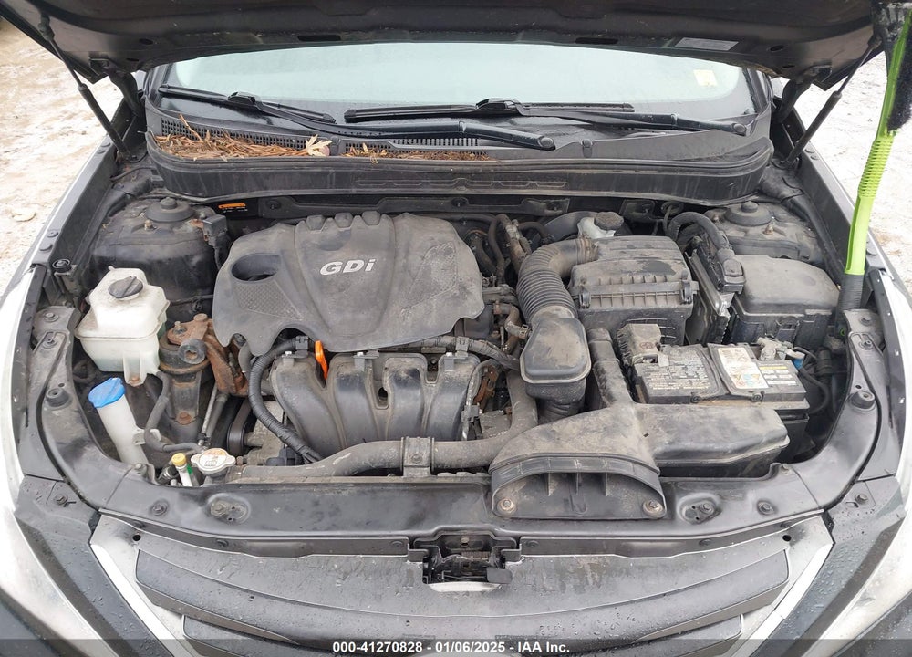 2014 HYUNDAI SONATA GLS VIN: 5NPEB4AC5EH946105