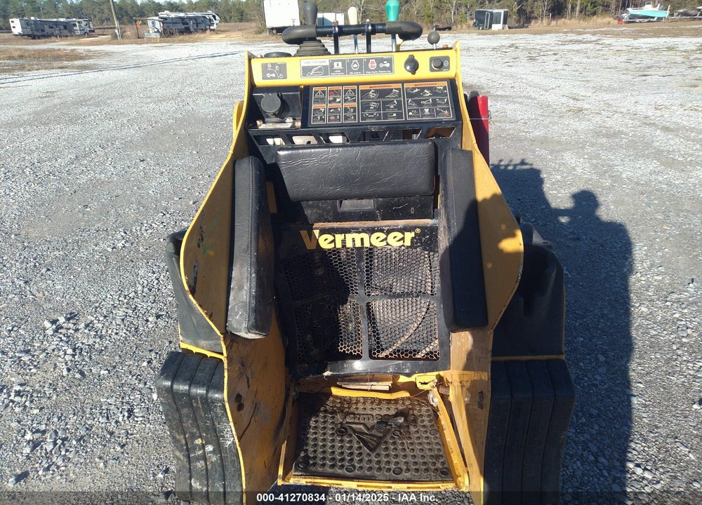 2023 VERMEER S925TX SKID STEER VIN: 1VRL0705VP1007473