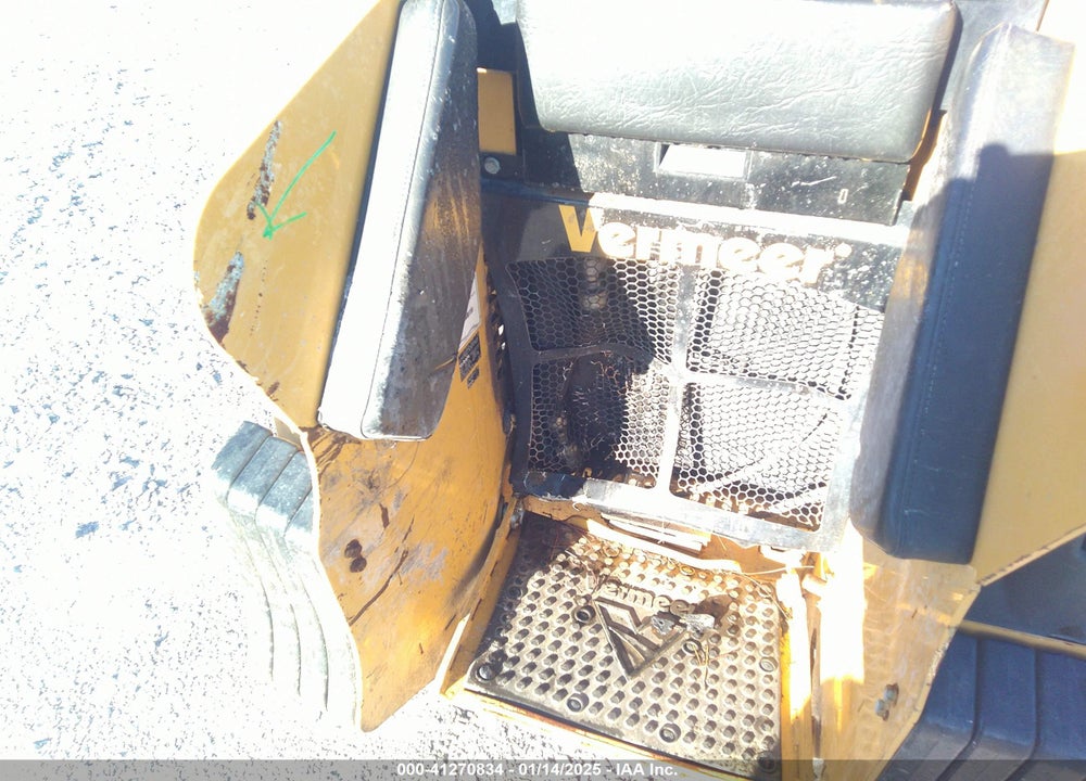 2023 VERMEER S925TX SKID STEER VIN: 1VRL0705VP1007473