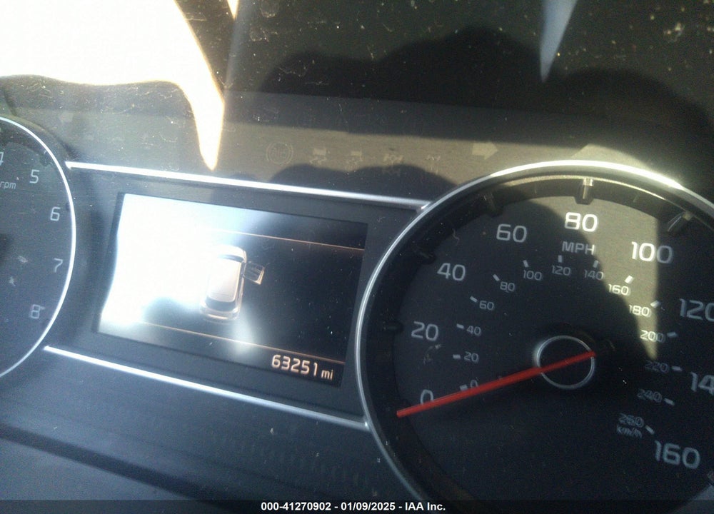 2021 KIA SORENTO VIN: 5XYRKDLF1MG022615