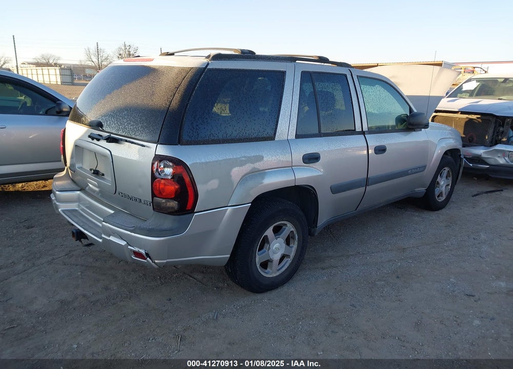 2004 CHEVROLET TRAILBLAZER LS VIN: 1GNDT13SX42218329