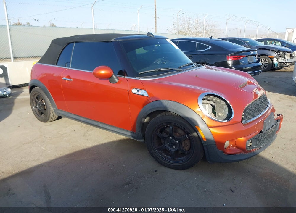 2013 MINI CONVERTIBLE COOPER S VIN: WMWZP3C56DT297515