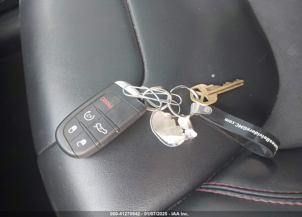 2019 JEEP CHEROKEE VIN: 1C4PJMBX9KD225106