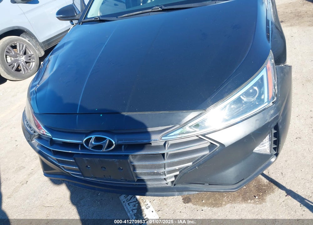 2020 HYUNDAI ELANTRA VIN: 5NPD74LFXLH522324