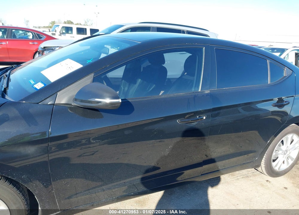 2020 HYUNDAI ELANTRA VIN: 5NPD74LFXLH522324