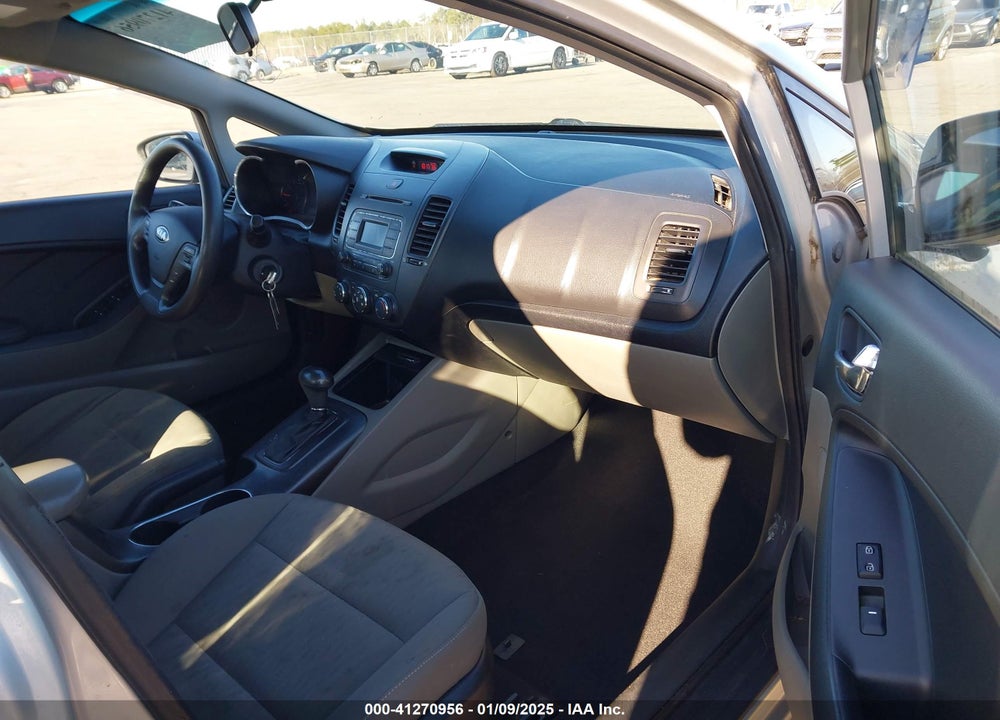 2016 KIA FORTE LX VIN: KNAFK4A61G5539218