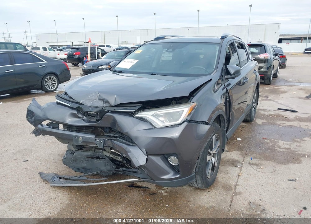 2017 TOYOTA RAV4 XLE VIN: JTMWFREV5HJ709904