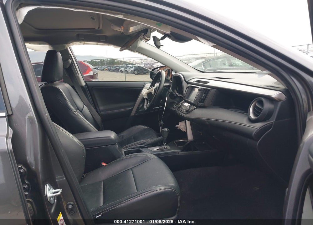 2017 TOYOTA RAV4 XLE VIN: JTMWFREV5HJ709904