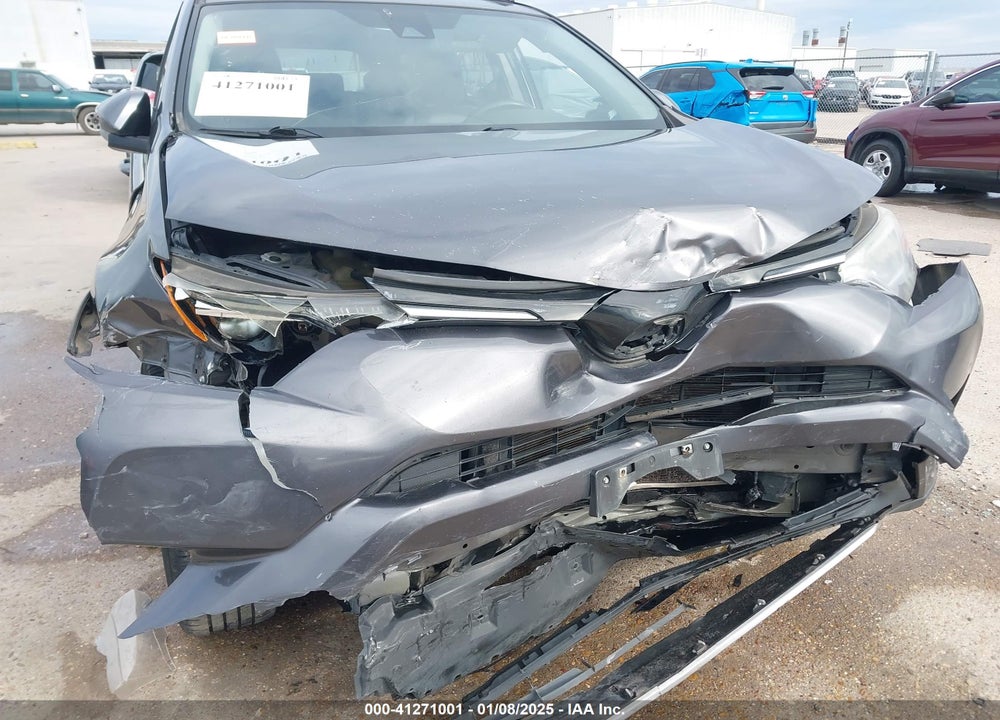 2017 TOYOTA RAV4 XLE VIN: JTMWFREV5HJ709904