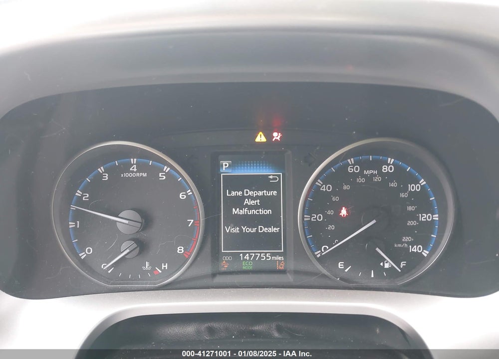 2017 TOYOTA RAV4 XLE VIN: JTMWFREV5HJ709904