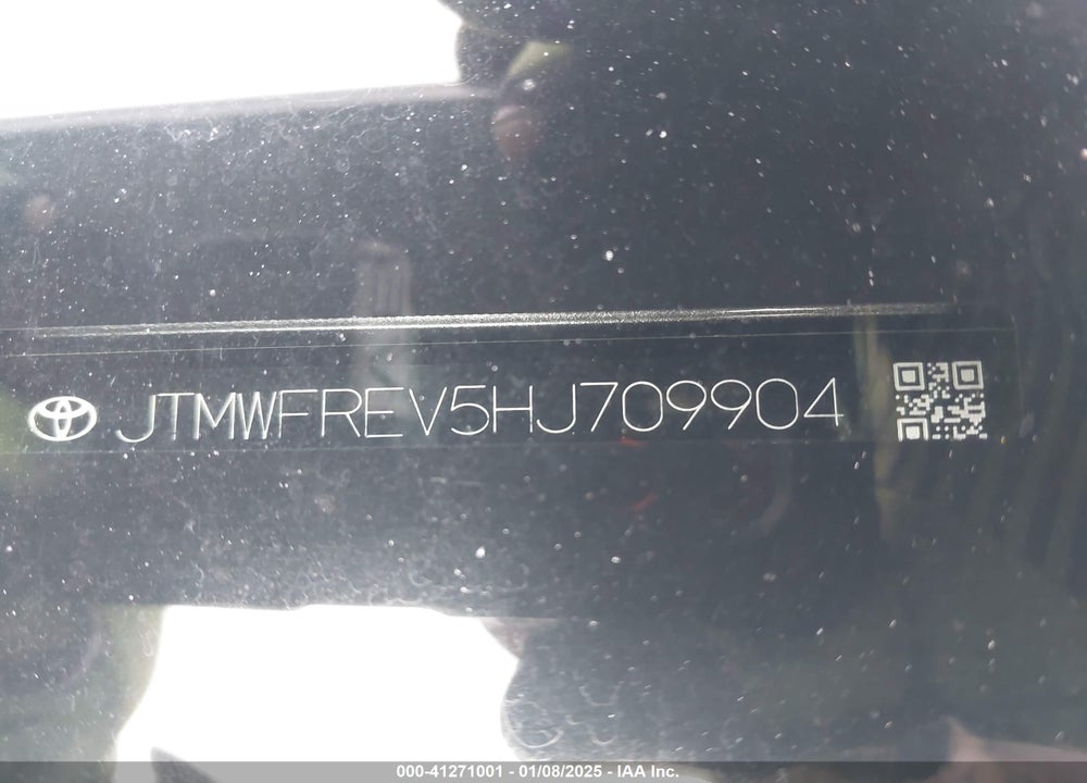 2017 TOYOTA RAV4 XLE VIN: JTMWFREV5HJ709904