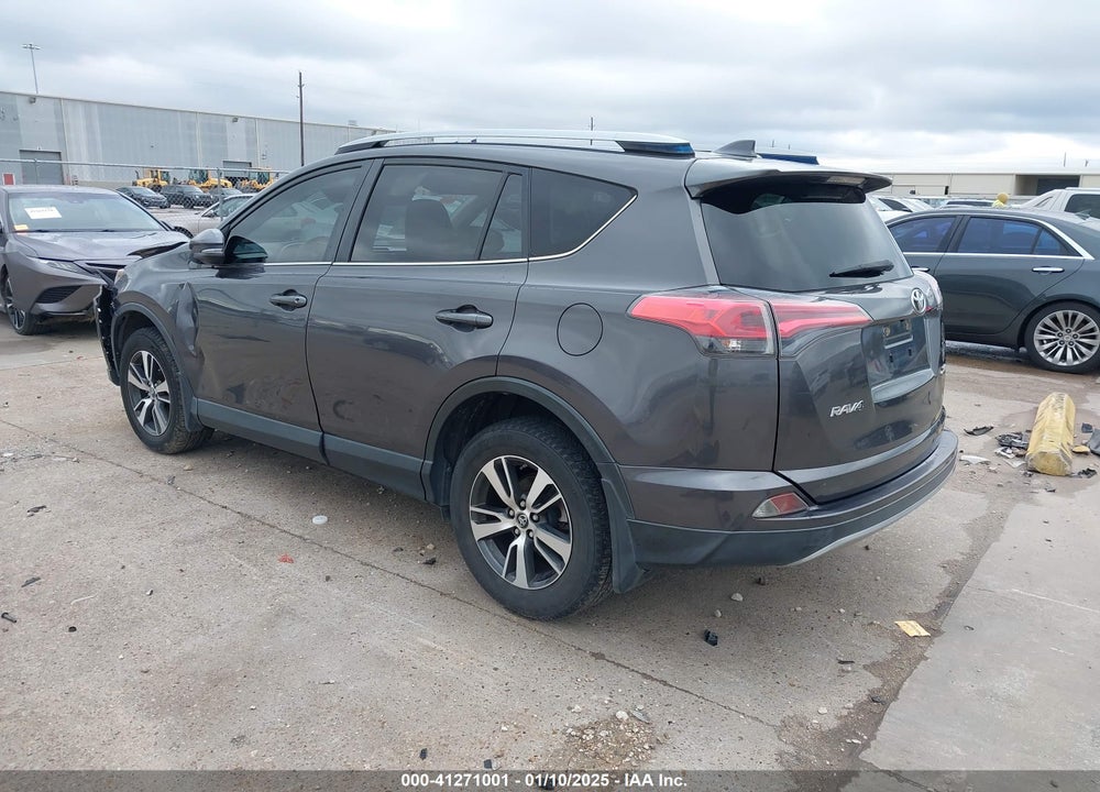 2017 TOYOTA RAV4 XLE VIN: JTMWFREV5HJ709904