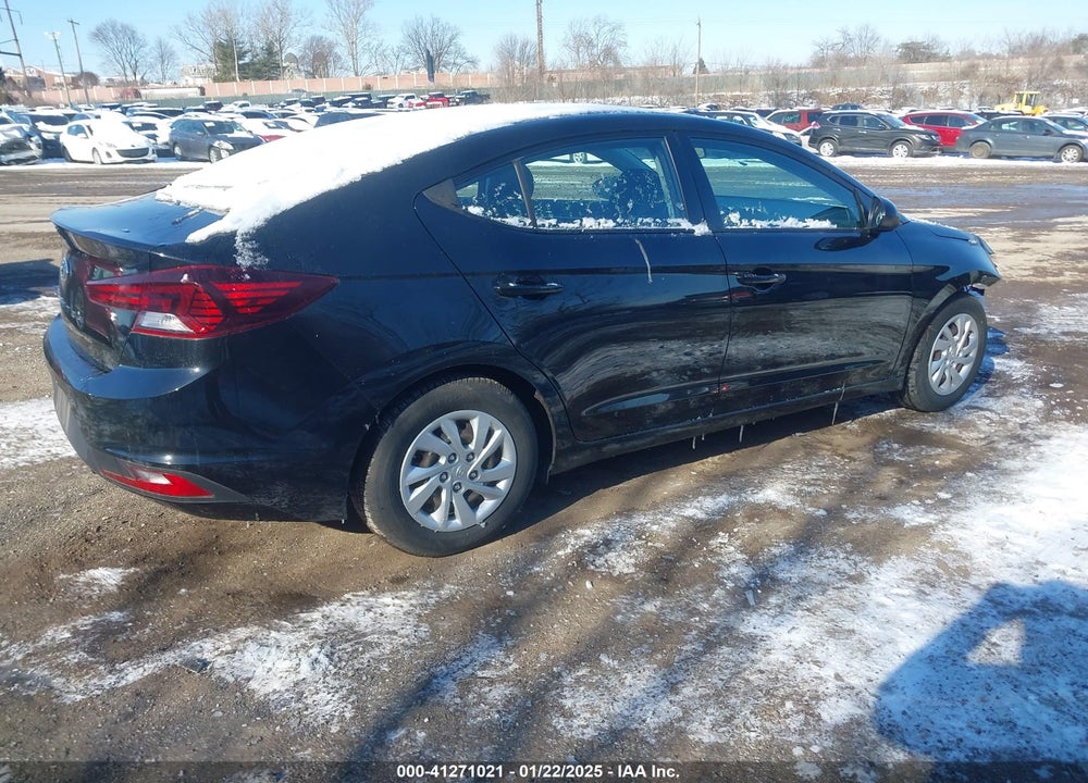 2019 HYUNDAI ELANTRA VIN: 5NPD74LF7KH433017