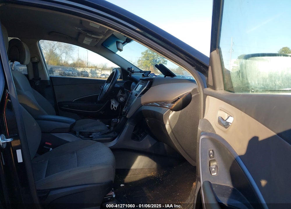 2017 HYUNDAI SANTA FE SPORT 2.4L VIN: 5XYZT3LB7HG393210