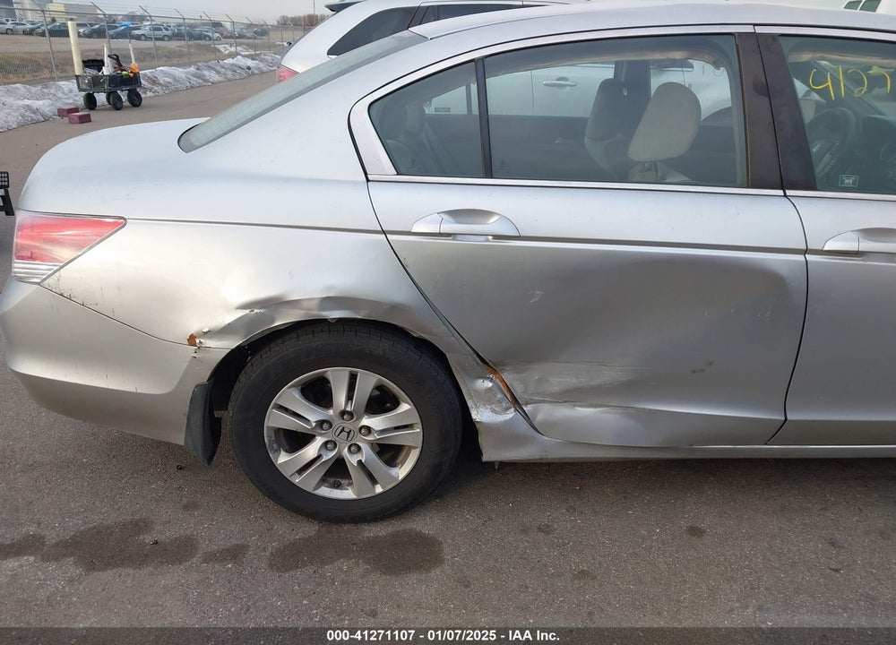2008 HONDA ACCORD VIN: 1HGCP26448A112564
