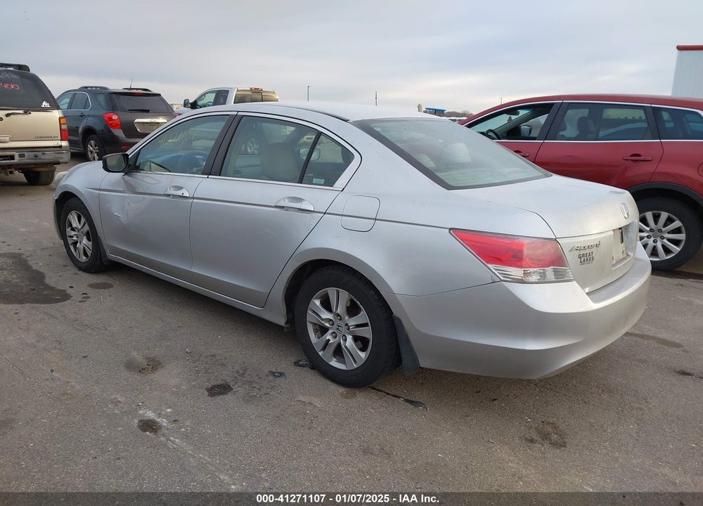 2008 HONDA ACCORD VIN: 1HGCP26448A112564