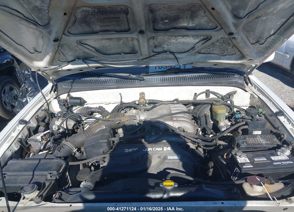 1999 TOYOTA 4RUNNER LIMITED V6 VIN: JT3GN87R5X0124086