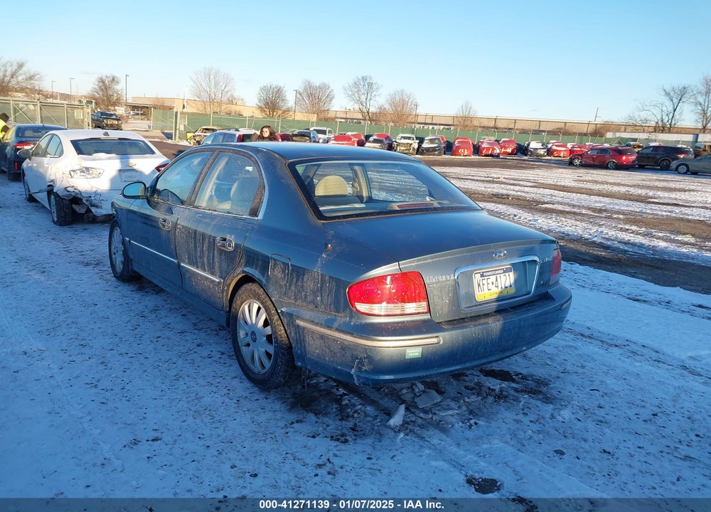 2004 HYUNDAI SONATA GLS/LX VIN: KMHWF35H64A064354