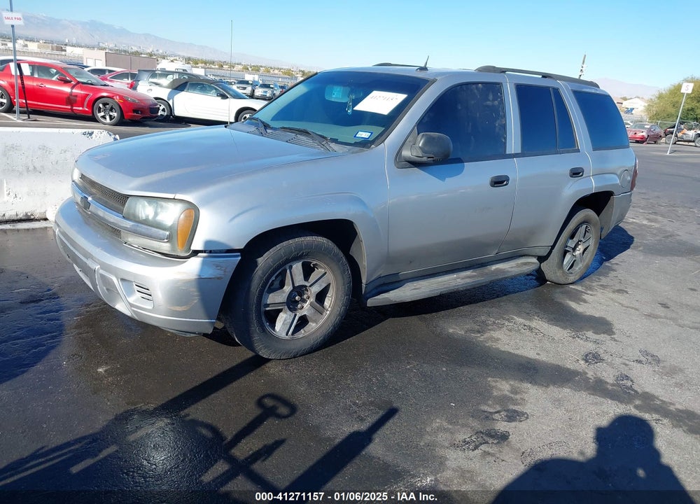 2005 CHEVROLET TRAILBLAZER LS VIN: 1GNDT13SX52123514