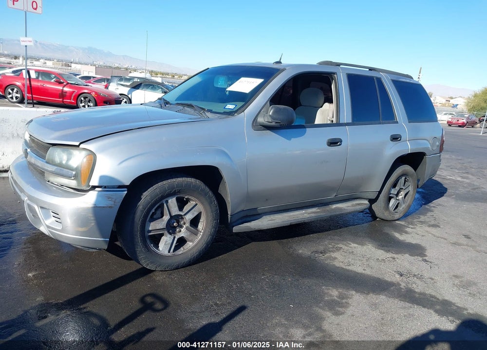 2005 CHEVROLET TRAILBLAZER LS VIN: 1GNDT13SX52123514