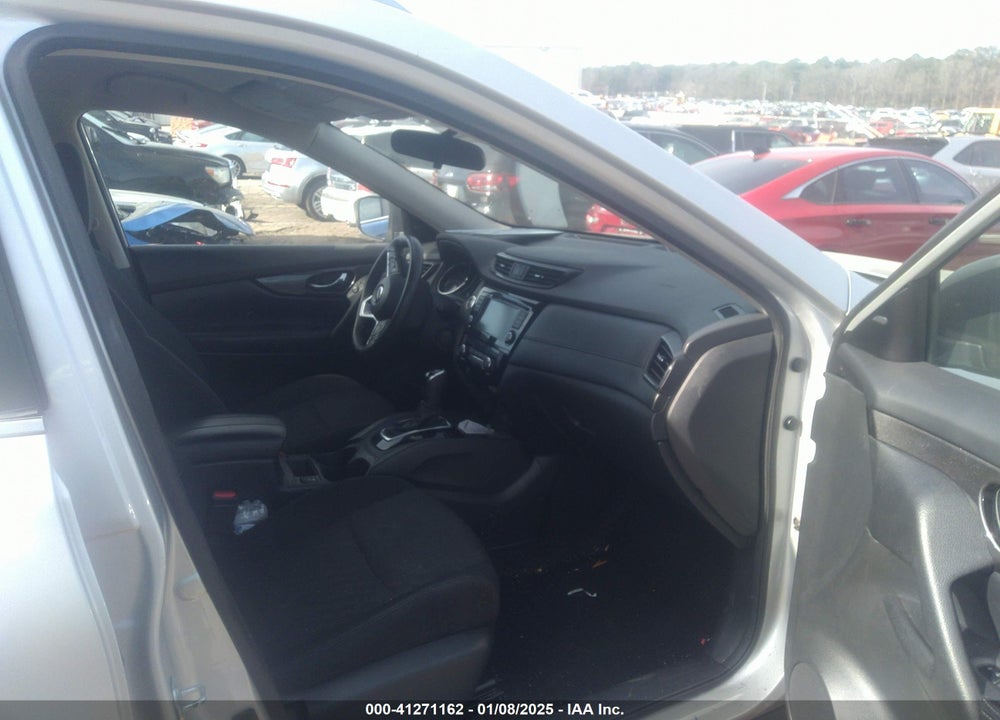 2019 NISSAN ROGUE VIN: 5N1AT2MVXKC704832
