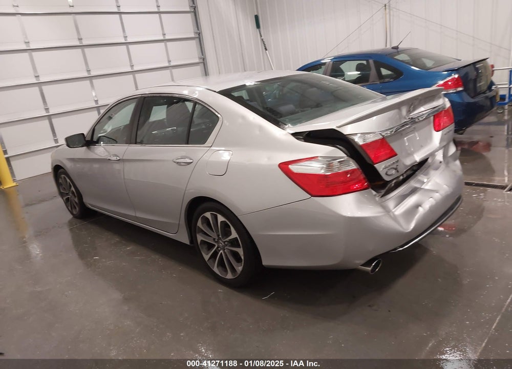 2015 HONDA ACCORD VIN: 1HGCR2F56FA107043